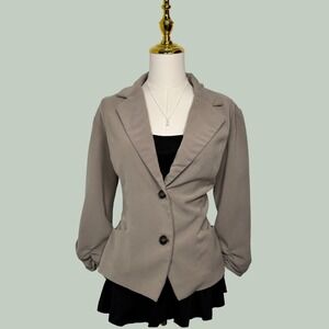 jemma beige collared blazer pockets long sleeve shoulder pads corporate chic Y2K